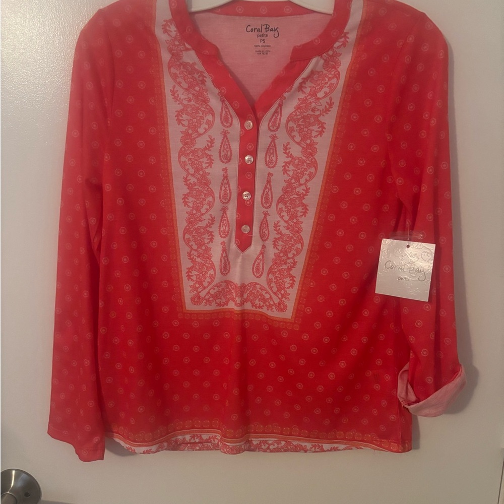 Coral Bay Women's salmon and White Paisley Blouse NWT